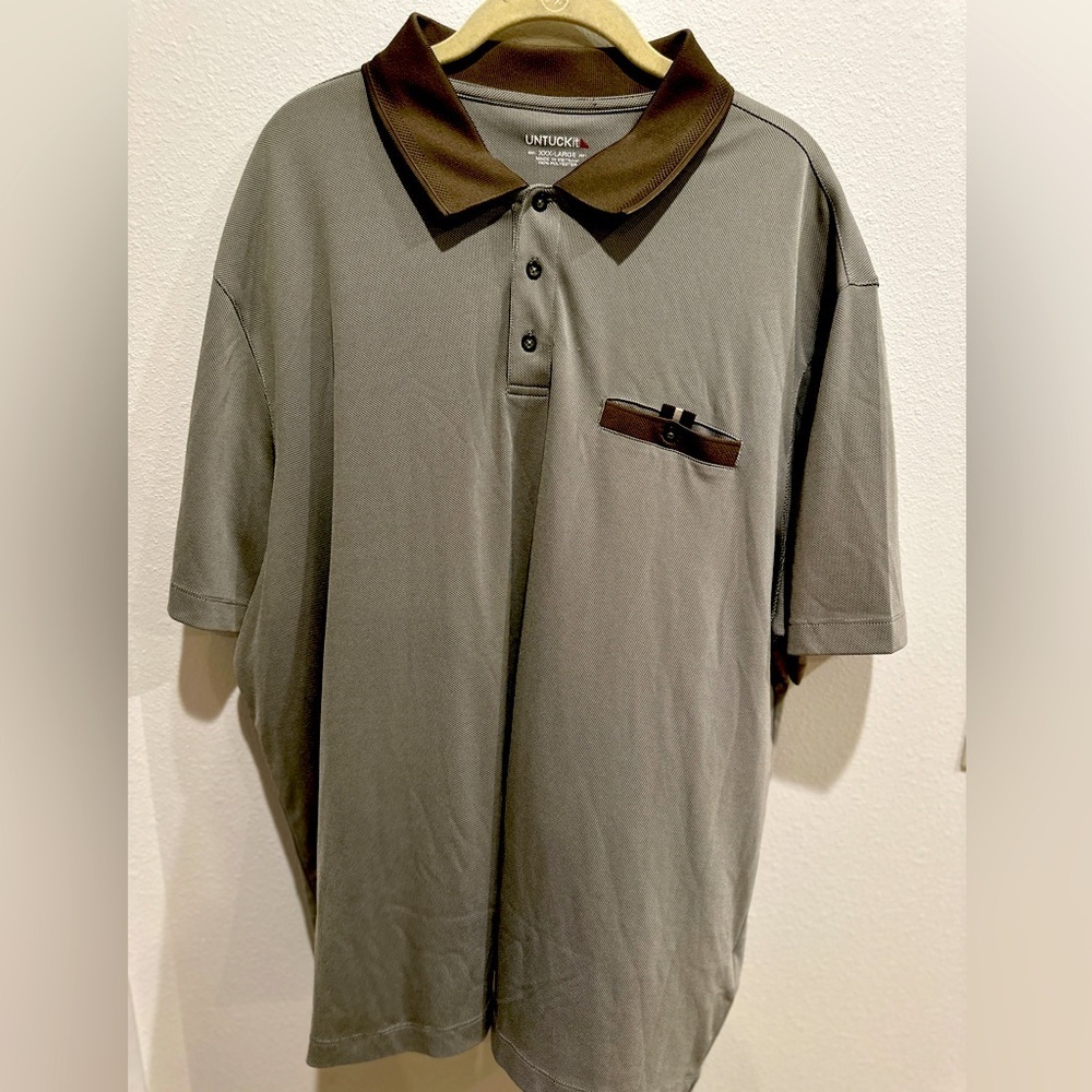Untuckit Mens XXXl polo.  Grey with army green trim